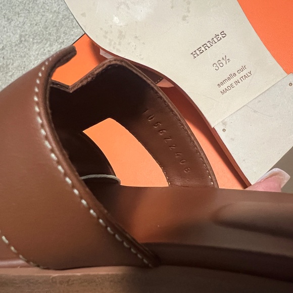 Hermes Shoes - Hermès Oran Brown Leather Sandals
